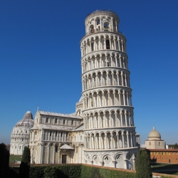 Pisa: visite by night fino a fine agosto alla Torre