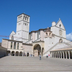 Assisi si candida a ‘capitale italiana dei cammini’