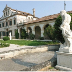 Al museo di Villa Lattes