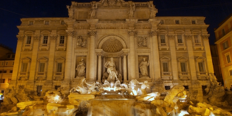 Roma: sotto la fontana di Trevi