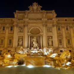 Roma: sotto la fontana di Trevi
