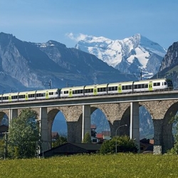 Trenino verde delle Alpi, con visita a Thun e Berna
