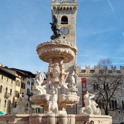 Trento Fontana del Nettuno.jpg