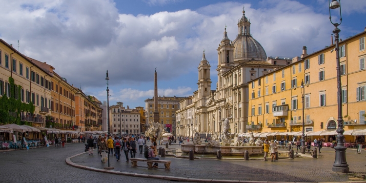 Piazza Navona tra storia, arte e mercatini