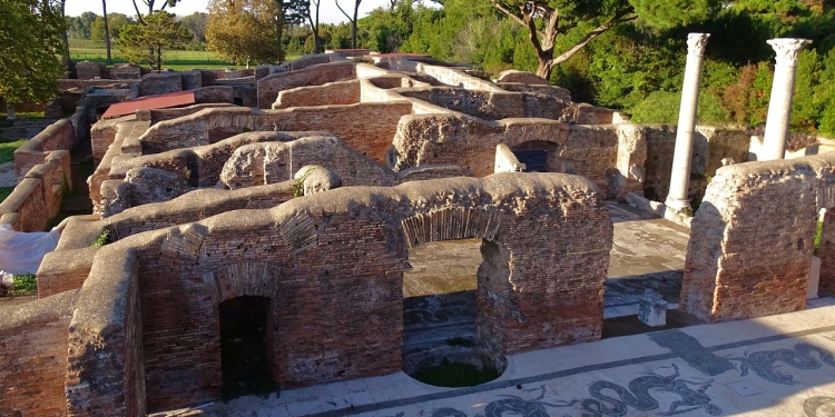 Ostia Antica: alla scoperta della città portuale di Roma