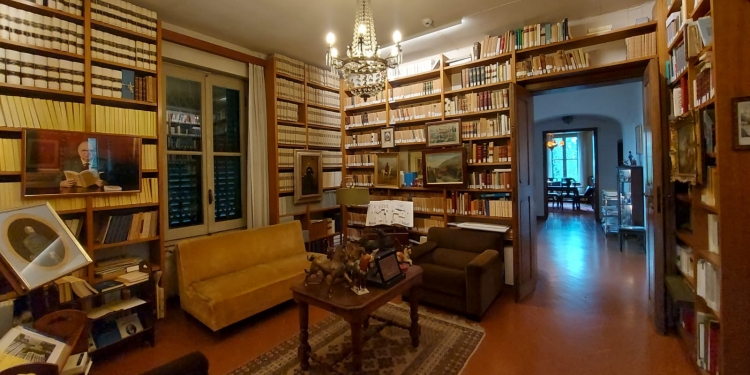 Visita a villa Spadolini: la " Casa dei Libri"