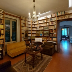 Visita a villa Spadolini: la " Casa dei Libri"