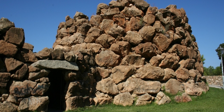 Il villaggio archeologico di Santa Vittoria a Serri