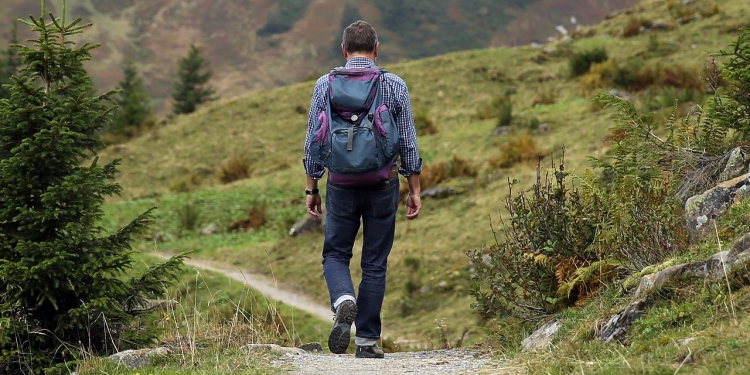 Trekking in Umbria: la cascata del Topino