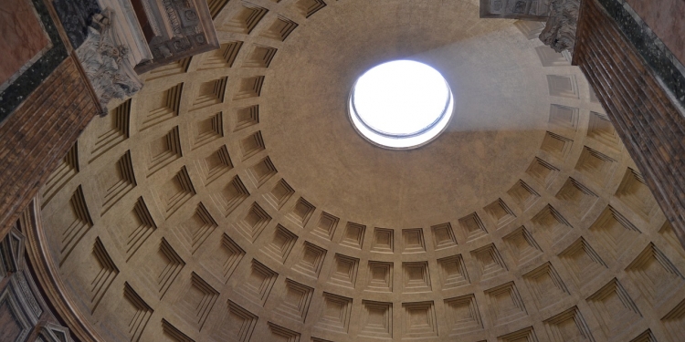 Il solstizio d'estate al Pantheon