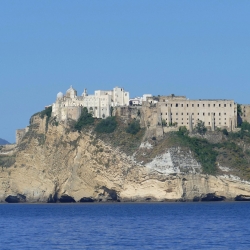 Procida: un'isola di storia e cultura nel golfo di Napoli