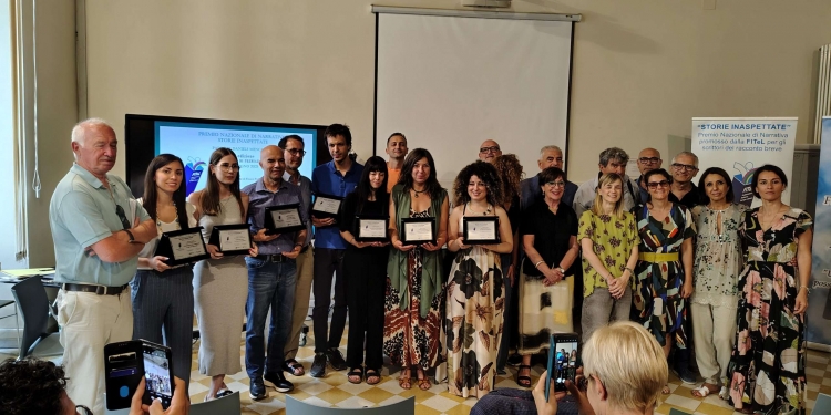 “Storie inaspettate”: i fiori del nostro giardino