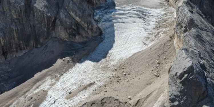 Montagna, il caldo che divora i ghiacciai cambia anche l'escursionismo