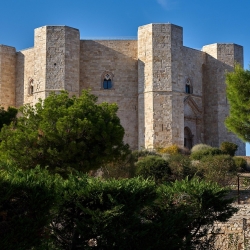La Puglia: viaggio tra città d’arte, borghi bianchi e meraviglie naturali
