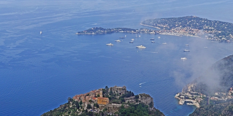 Trekking a Cap Ferrat: natura, mare e sentieri panoramici sulla Costa Azzurra