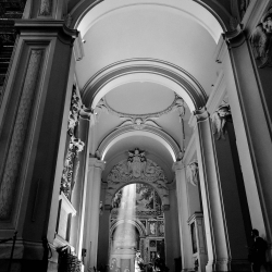 Basilica di San Clemente al Laterano: un viaggio nel tempo tra fede, arte e storia sotterranea
