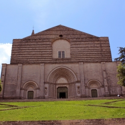 Una giornata culturale a Todi: arte, storia e panorami umbri