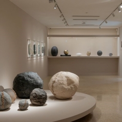 "Mani-Fattura: le ceramiche di Lucio Fontana"