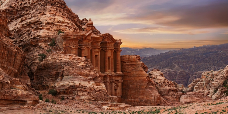 Giordania classica e Mar Morto: un viaggio tra citt&agrave; perdute, deserti e meraviglie della natura